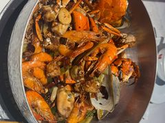 -七欣天香辣蟹火锅(闵行浦江欢乐颂店)