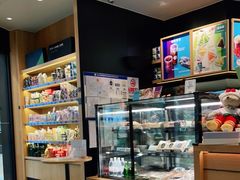 -星巴克臻选(华堂·新辰汇店)