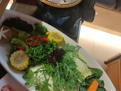 -老牌坊云南鱼豆花火锅(哈西万达店)