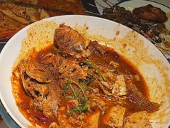 黑龙口山泉豆腐烧黄鱼-叁宝烤肉• 西安烧烤(太乙路店)