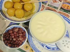 -广信牛奶甜品世家(台东店)