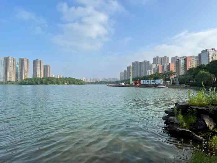 斑马湖-"路过办事,在望城步行街旁边,吃过了午餐,."-大众点评移动版