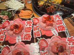 -周小明火锅(黑金冠社区店)