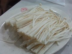 -粤潮牛肉火锅店(江南大道店)