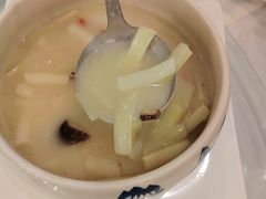 -陶然饺子城(奥体中路店)