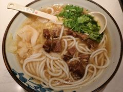 -鑫花溪牛肉米粉(凤凰街创始总店)