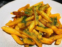 -LESCEDARS Brasserie Bistro香柏树