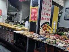 -吴山路夜市
