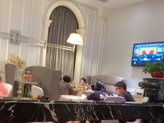 -王府井酒店(金桥港湾店)