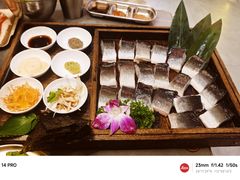 -围炉肉舍丹东海鲜烤肉·烤活鳗(步行街店)