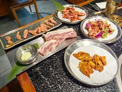 -红泥小火炉·东北泥炉烤肉(天一旗舰店)