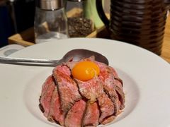 英伦风烧肉盖饭-炼火烤肉店