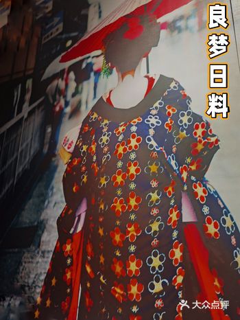 再好吃的店,只要是工作日中午去吃,一般都不会排队