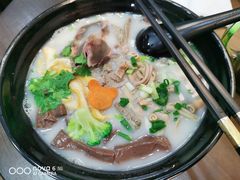 -鸭小妹鸭血粉丝(老门东店)
