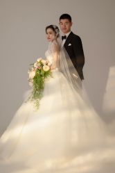 -雪中彩影婚纱摄影·微光艺术中心