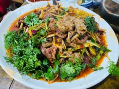 -小杨翘脚牛肉