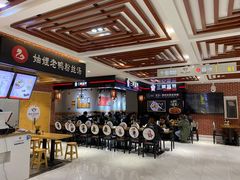 -汇吃汇喝美食街(上海建发浦悦荟广场店)