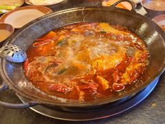 -渝井巷重庆老火锅(沈阳吉祥店)