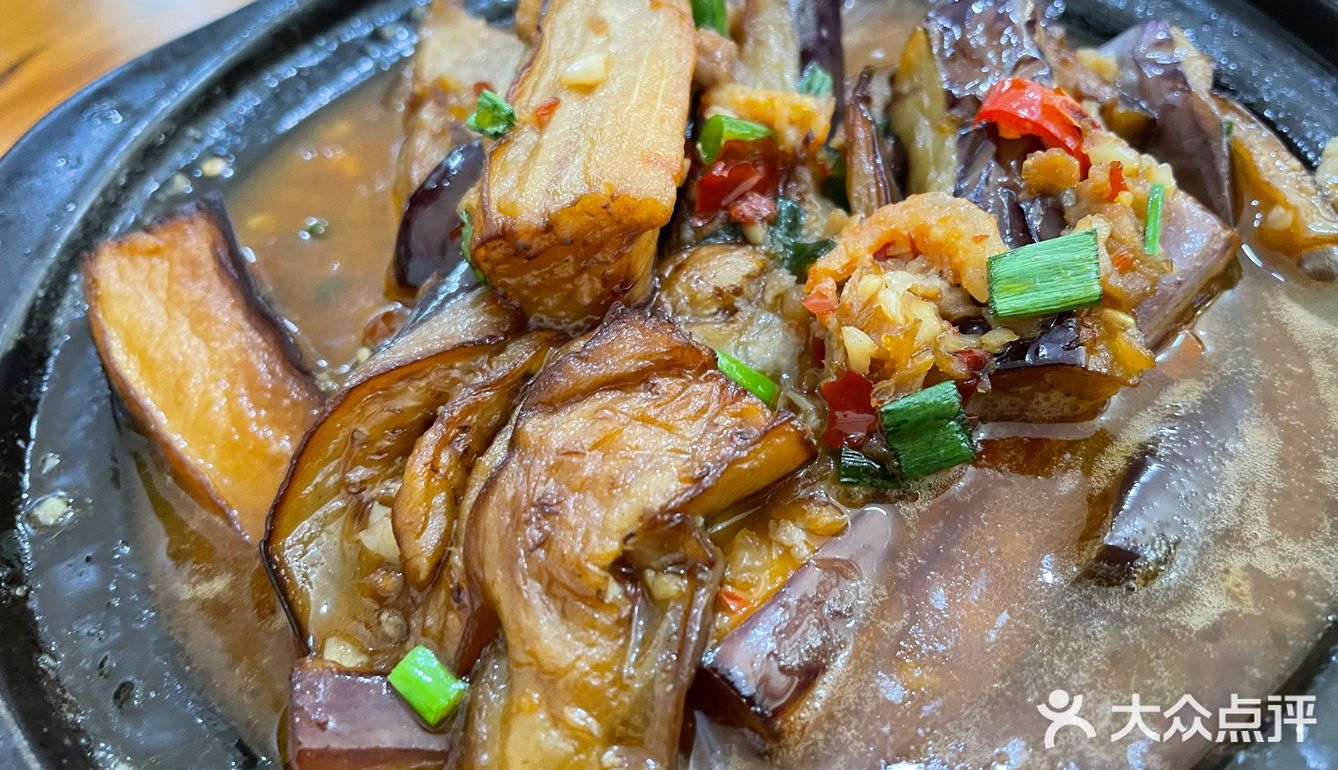 珠江白粥，小炒，夜粥也有