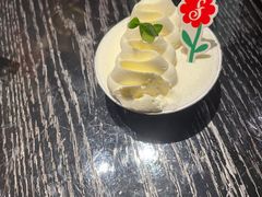 -花花卷卷·鲜食蛋糕(静安久光百货店)
