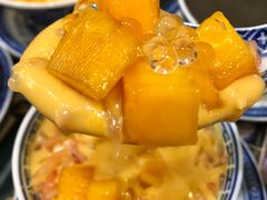 -广信牛奶甜品世家(台东店)