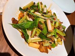 四川回锅肉-双流老妈兔头(荟聚店)