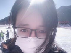 -荣盛康旅野三坡滑雪场