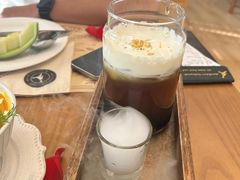-Mark&Mars Restaurant