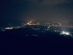 -鬼笑石后山停车场