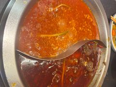 -沸炉重庆老火锅(军事博物馆店)