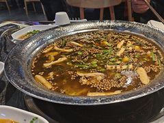 -老船舫·现做活鲜鱼馆(东郊记忆店)