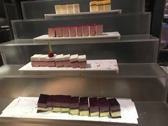 -荣誉国际酒店-云顶旋转餐厅