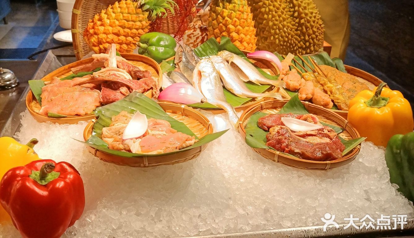 生蠔任吃算是值回票價，但個人不太敢吃生蠔