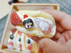 草莓雪-可稵咖啡面包蛋糕(休斯顿店)