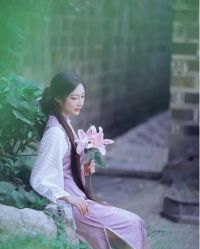 -租旗袍租礼服馆