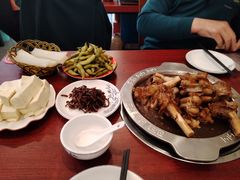 -聚首堂·特色小吃·肘子(什刹海德胜门店)