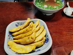 -老新隆牛肉锅贴(新街口店)