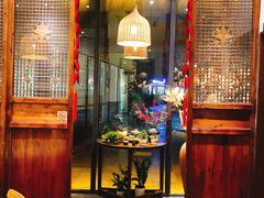 -泉畔人家·老济南经典鲁菜(大明湖店)