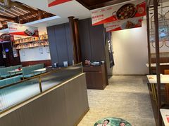 -阿瓦山寨·湘菜现炒·剁椒鱼头王(咸阳总店)