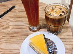 -藏猫猫咖啡主题馆(中央大道店)