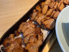 招牌烤肉-蜜桃餐厅·伴山(绿宝广场店)