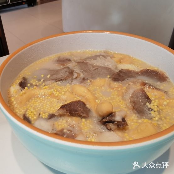 巴特哥哥奶茶社