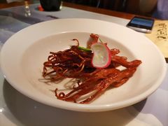 美味鸭舌-松沪名灶·豆浆鱼头·新上海菜(飞航吾悦广场店)