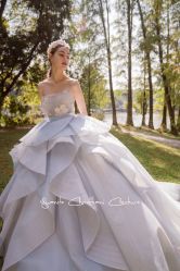 -Renee芮亦婚纱(原丽莎)