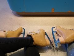 -冰纷万象滑冰场(二七万象城店)