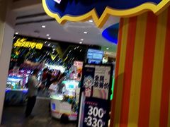 -反斗乐园π·电玩·高空拓展·蹦床(龙华天虹店)