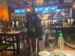 -卡普里披萨·牛扒·下午茶