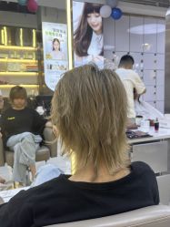 -虫二·专注健康烫染沙龙