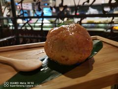 飞鱼籽墨鱼滑-湊湊火锅·茶憩(杭州湖滨银泰in77店)