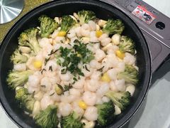 新派龙井虾仁-梅花香里大酒店(郁金香路店)